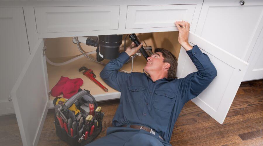 Expert burst pipe repair services in Tuscumbia, AL